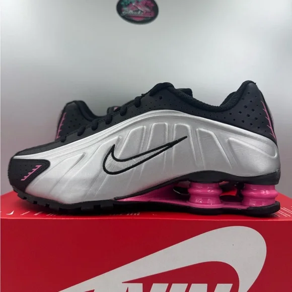 Nike Shox R4 Black Metallic Silver Pinksicle BRAND NEW Size 10 Women - Picture 2 of 8